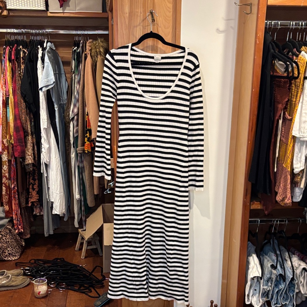 a new day Black and White Striped Long Sleeve Dress